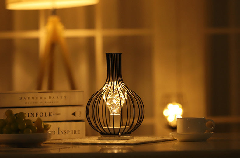 Vintage Iron Table Lamp | Retro Battery-Powered Decorative Light